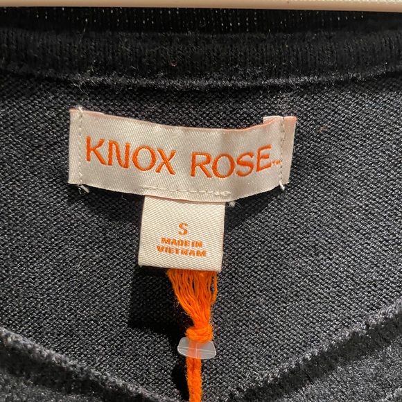 Knox Rose Black V-Neck Sweatshirt - Picture 3 of 6